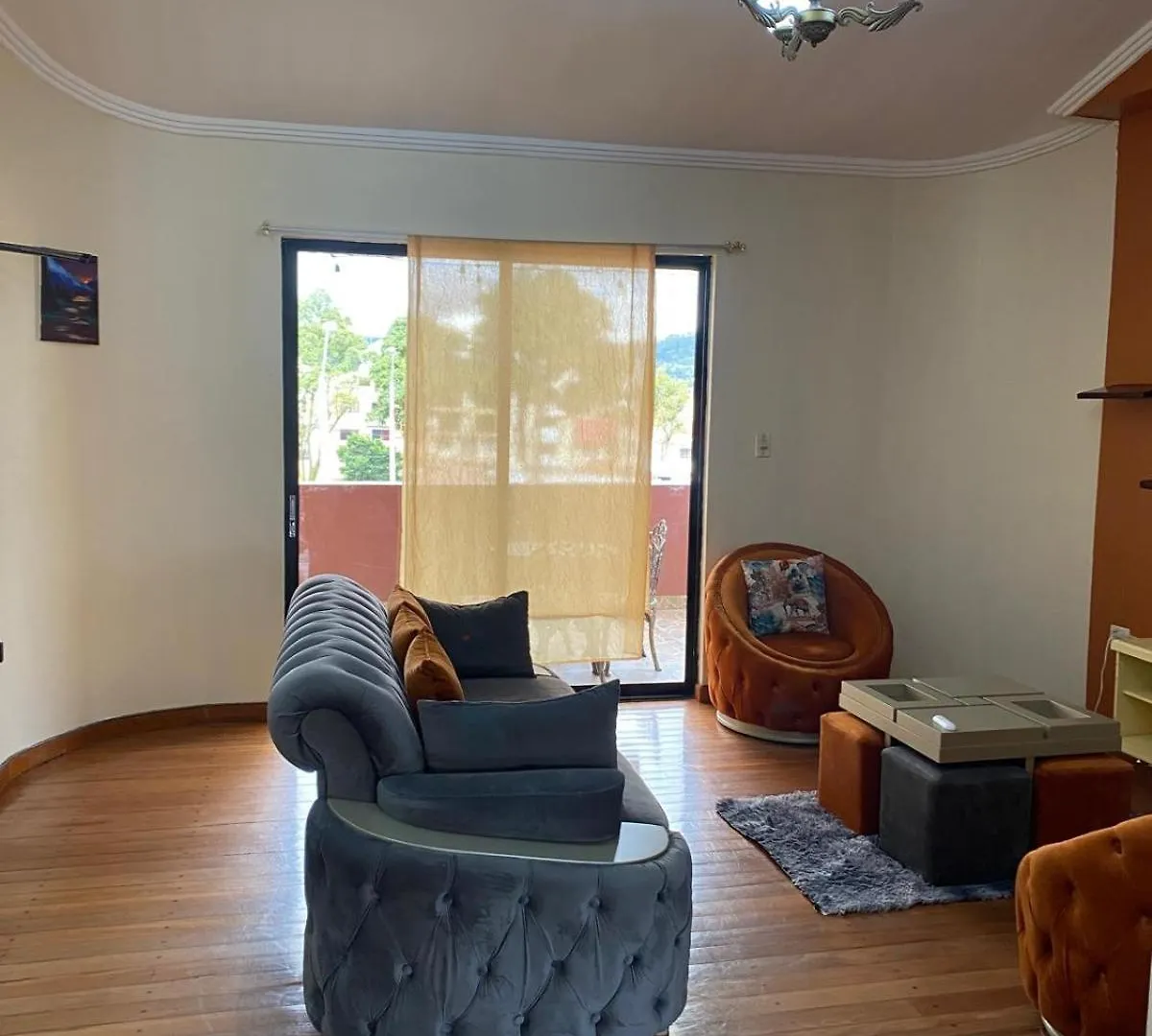 Espectacular Departamento Con Una Vista Unica Y Ubicado En El Centro Historico Cuenca